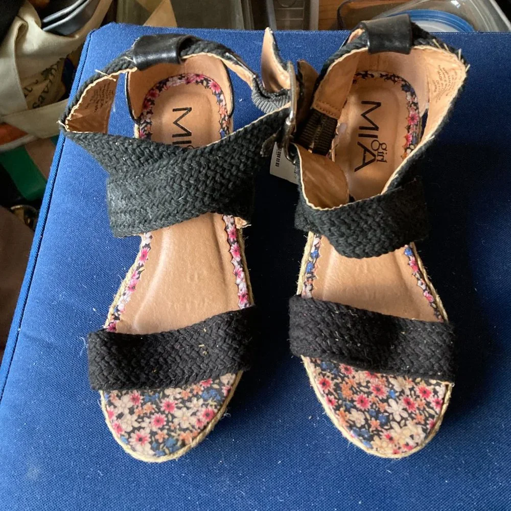 Black Weave Wedges for Girls